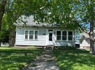 412 Ross St, Walnut, IL 61376