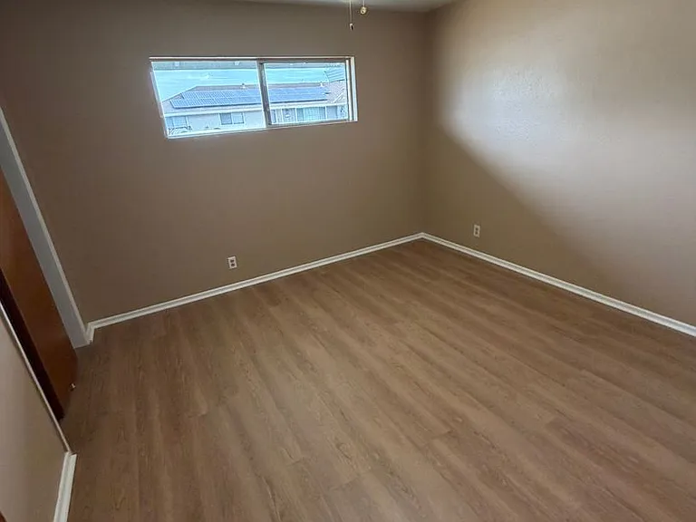 1513 Alpine Ln — Photo 7