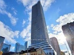 11 Wellesley St W #5313, Toronto, ON M4Y 0G4