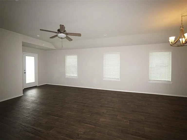 5430 Tindarey Bluff Trl — Photo 6