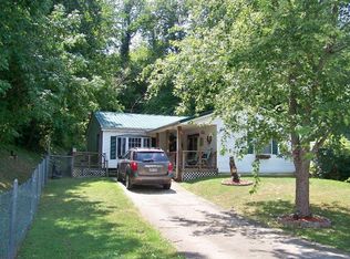 3015 Kanawha Ter, Saint Albans, WV 25177