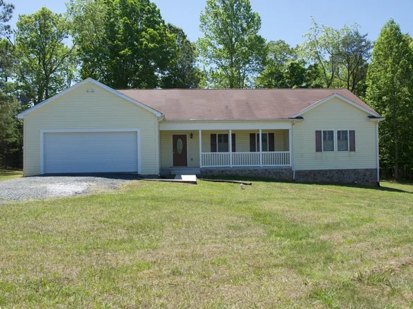 151 Cambridge Ct, Madison Heights, VA 24572