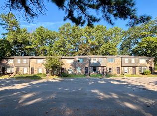 1526 Charter East Cir, Birmingham, AL 35215