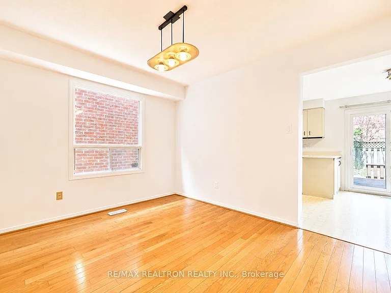 10 Pinewood Dr — Photo 10