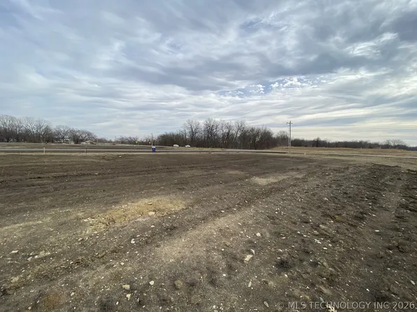 Castle St, Skiatook, OK 74070