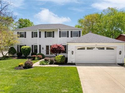 17171 Misty Lake Dr, Cleveland, OH, 44136