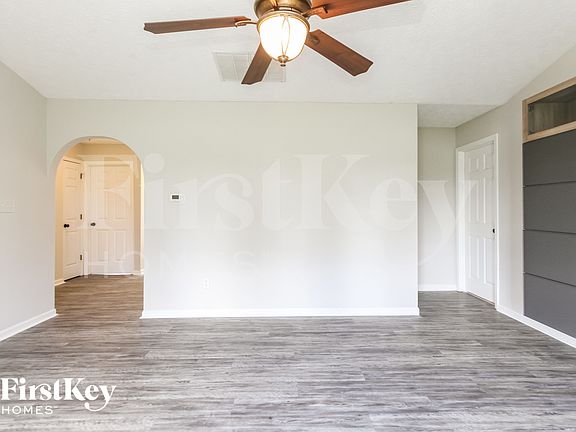 3rd image of 6943 Bosk Ct
