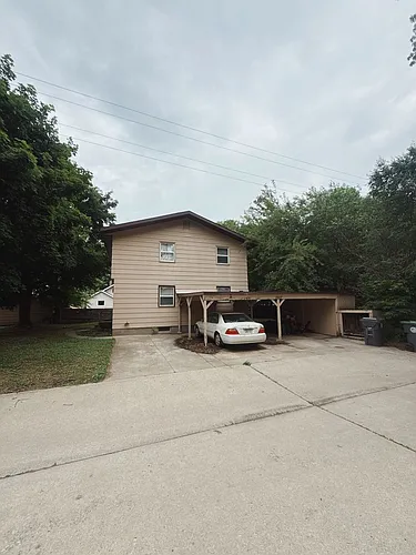 1227 East Ave S Photo 1