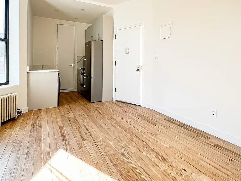 200 Mott St #12 — Photo 3