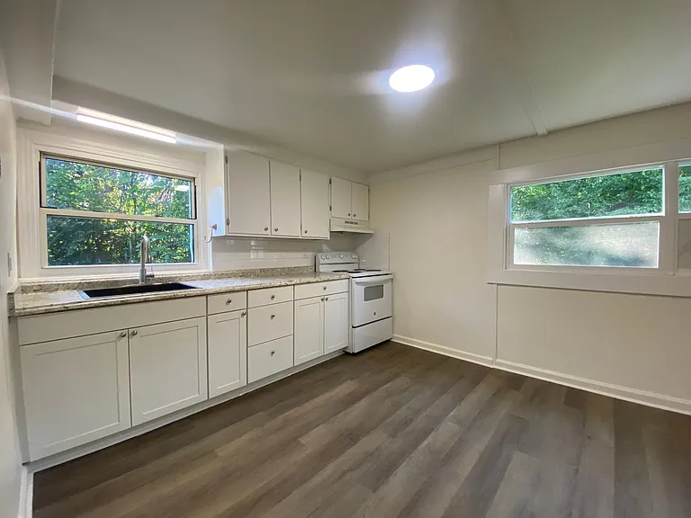 505 Stanley Ave — Photo 11