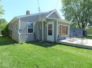 954 Charles St, Logan, OH 43138