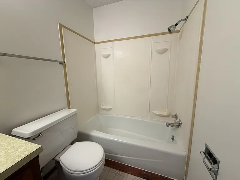 3427 Harvard Rd #A — Photo 11