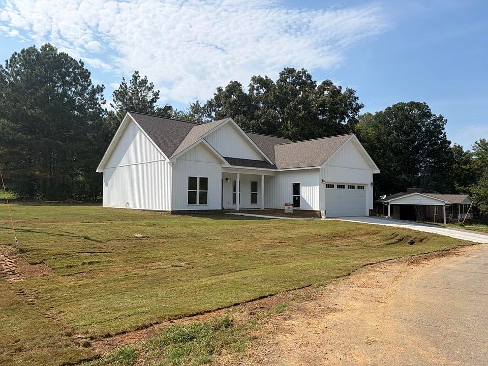 1st image of 101 Crockett Cir
