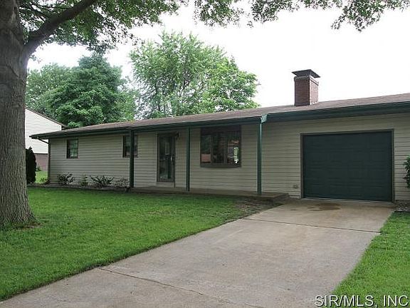 5th image of 801 Pike Dr E