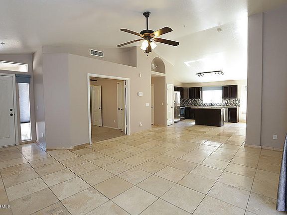 4th image of 8765 E Avalon Dr