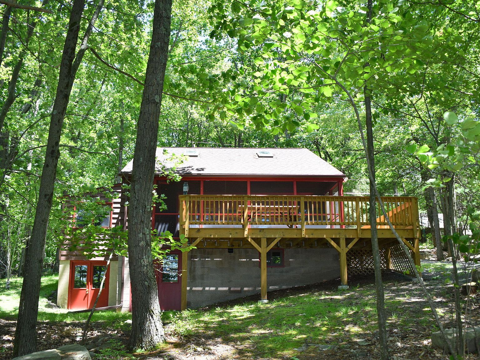 47 Whitney Lake Rd, Hawley, PA 18428 Zillow