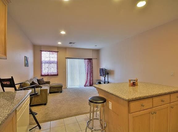 5th image of 88 N Jackson Ave Unit 510