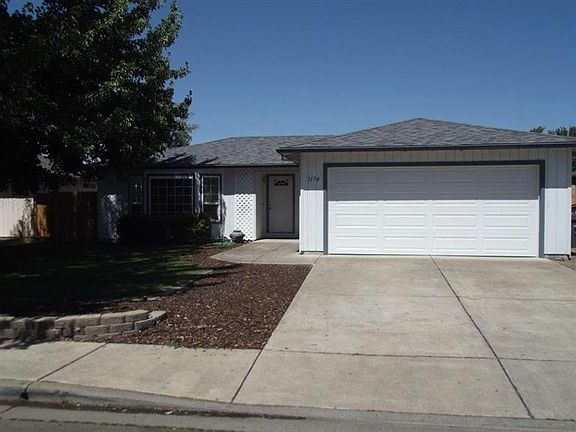 5th image of 1174 Glengrove Ave