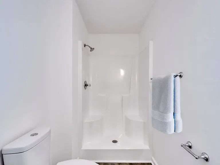 3801 Buchanan Dr — Photo 13
