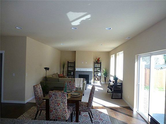 5th image of 17805 116th Street Ct E