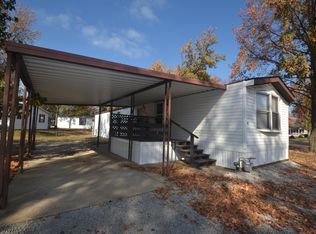 83 Lisa Ln, Smithton, IL 62285