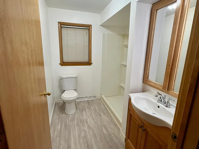 1115 Twilight Dr — Photo 8
