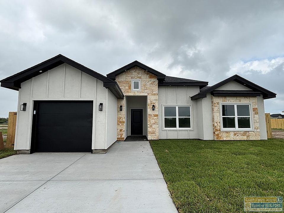 1st image of 3032 Eliseo Villarreal Ave