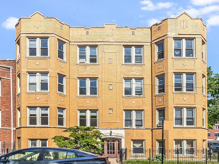 2101 N Mozart St #3 — Photo 19