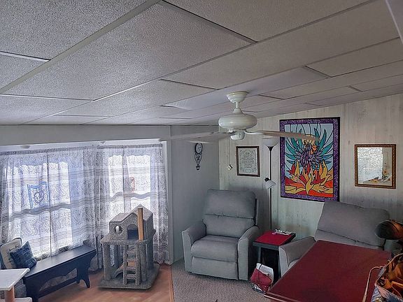 4th image of Lake Breeze Dr #110