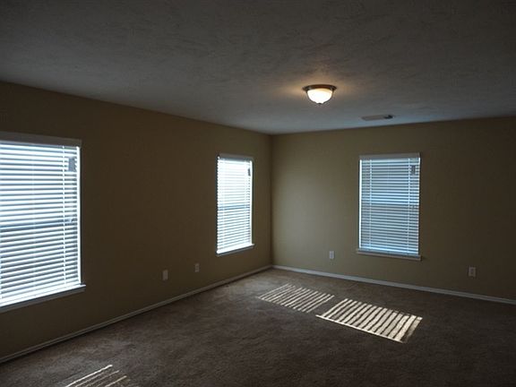 5th image of 4418 Sprangletop Ave #00