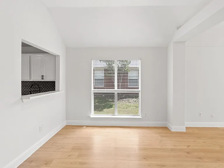 2809 Mitchell Ln — Photo 14