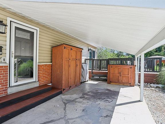 5th image of 7127 Fernbrook Dr