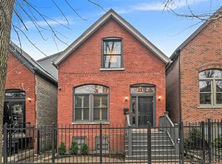 2139 W Cortland St, Chicago, IL 60647