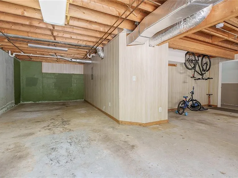 608 Adam Cir — Photo 34