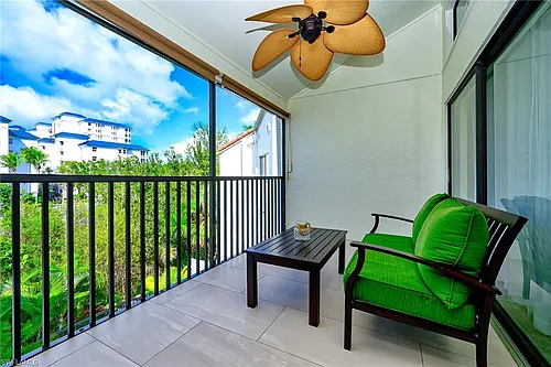 586 Beachwalk Cir #O-305 Photo 1