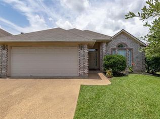 200 Stuttgart Cir, College Station, TX 77845