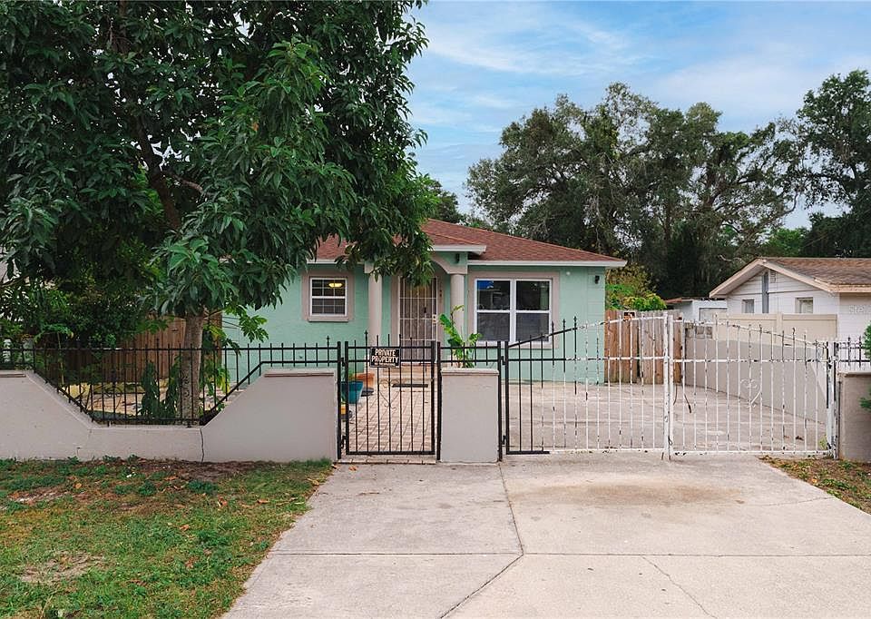 1st image of 1607 E POINSETTIA AVENUE
