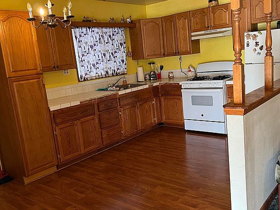 3rd image of 20 El Saguan Ct