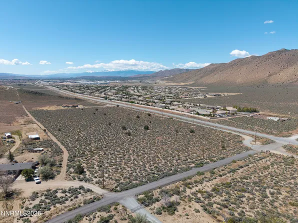275 Descanso Ln, Sparks, NV 89441