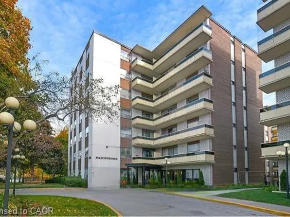 921 Midland Ave #306, Toronto, ON M1K 4G2