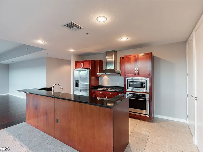 4575 Dean Martin Dr #2508 — Photo 15