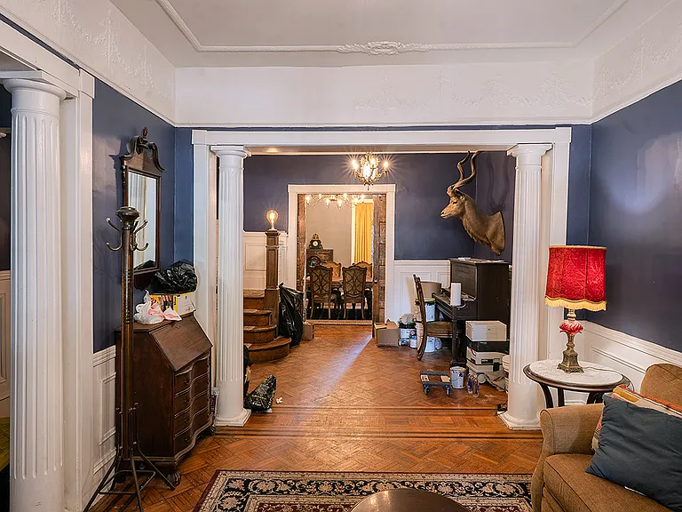 2222 Linden Ave — Photo 5