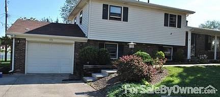 1st image of 495 Plymouth Dr