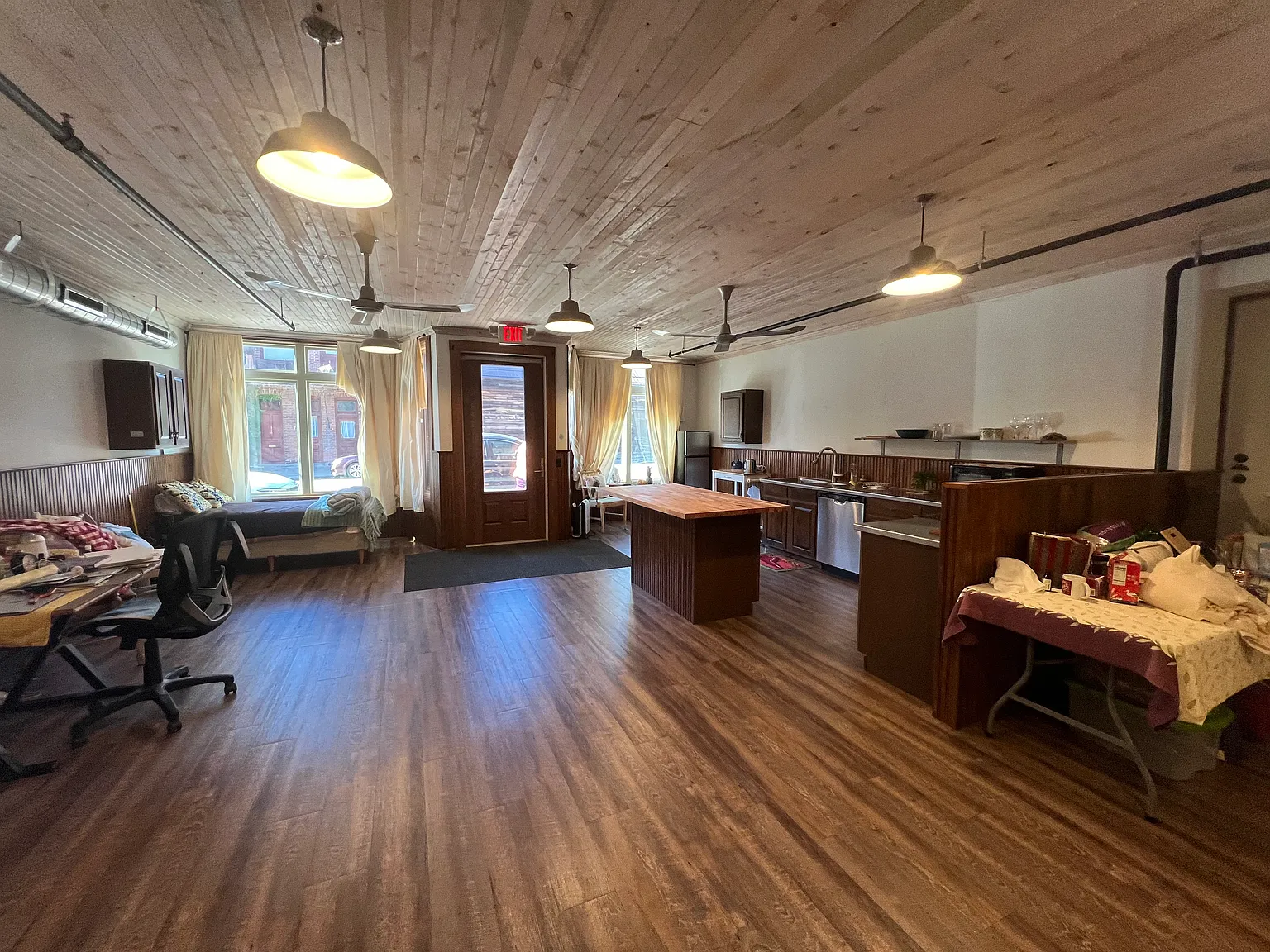 321 N Main St — Photo 4