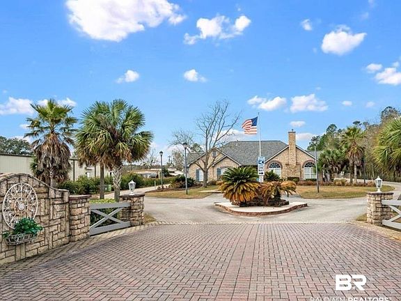 5th image of 303 Wyld Palms Dr