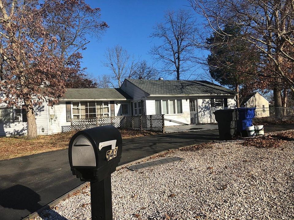 1st image of 543 Alfred Ln #1