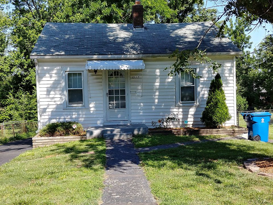 2nd image of 1317 Weleba Ave