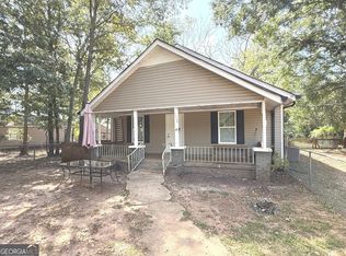 1006 W College Ext, Griffin, GA 30224