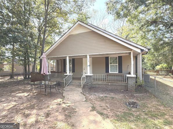 1006 W College Ext