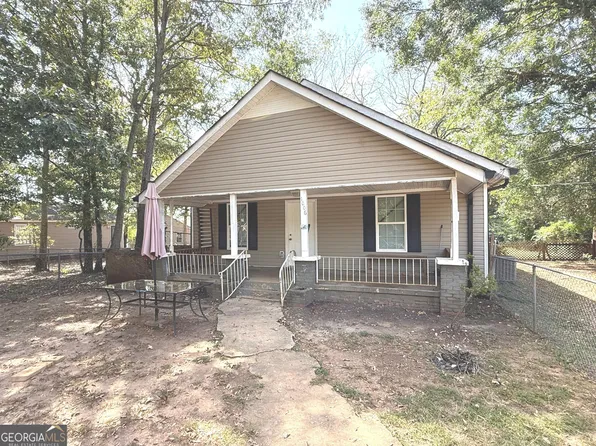 1006 W College St, Griffin, GA 30224